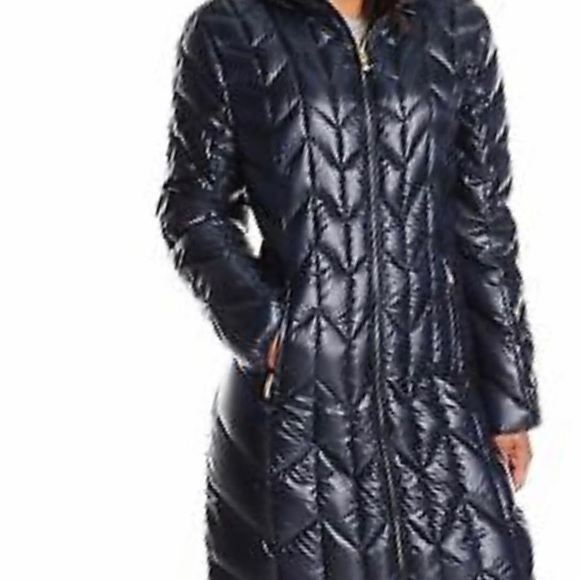 🌟HP🌟NWT Via Spiga chevron quilted slim down coat - Picture 8 of 13